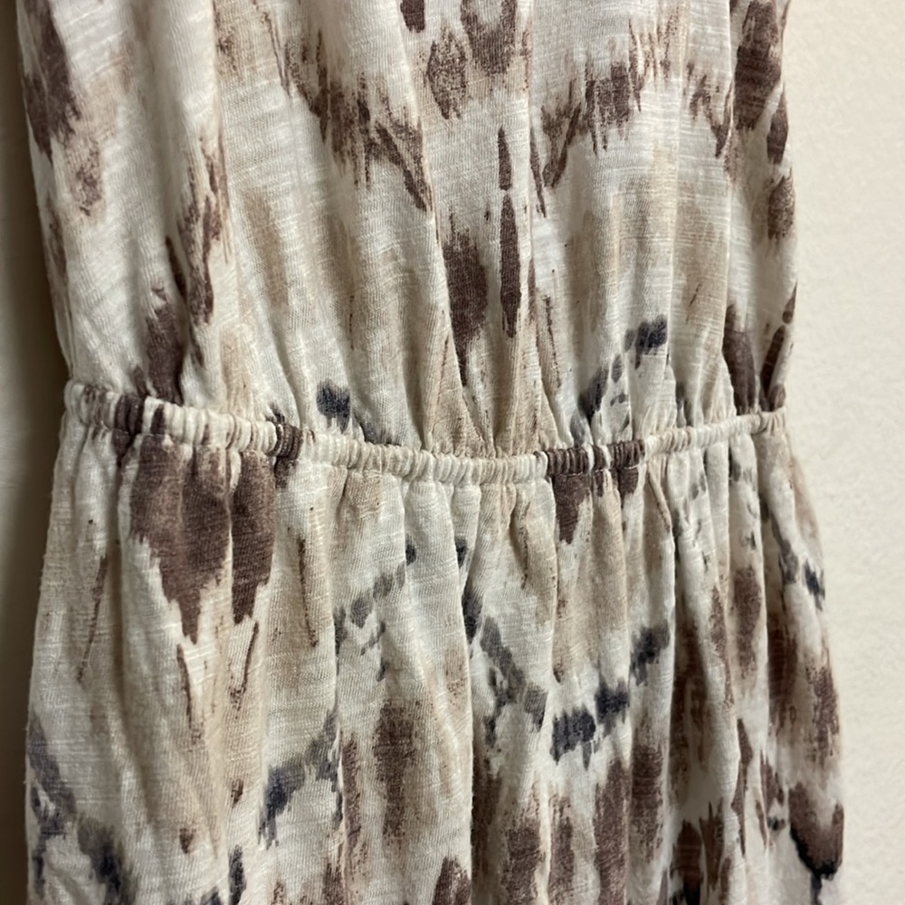 Express Dress - Picture 4 of 5